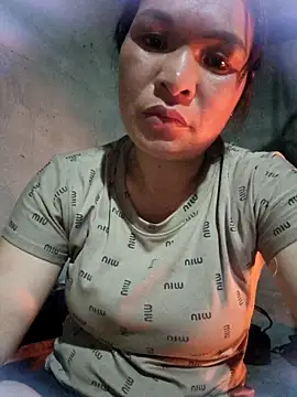 Snapshot of chipu06 chatting on 04.12.26 chipu06 online show from 04.12.26