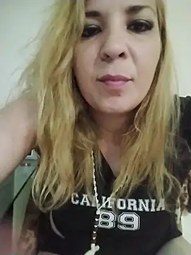 Snapshot of Shakyy6767 chatting on 12.15.25 Shakyy6767 online show from 12.15.25