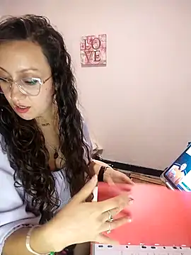 Pinkvixen69 online show from 02.09.26