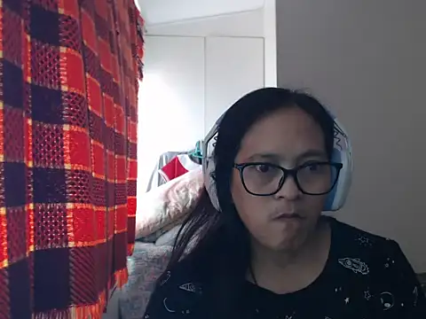 Kinkybela2025 online show from 06.18.26