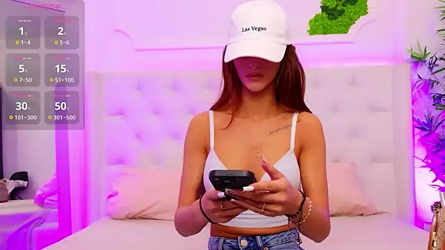 ElisaCharm online show from 04.08.26