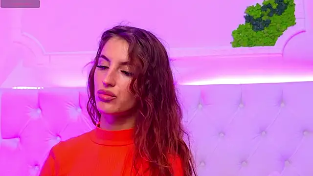 ElisaCharm online show from 05.04.26