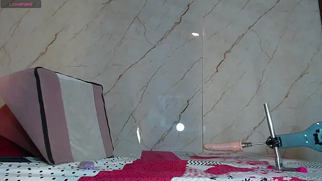 LucianaaMorena online show from 10.24.25