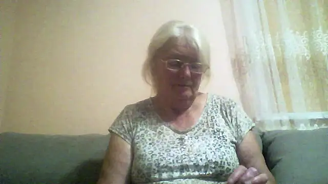 AmyLove353 online show from 07.28.26