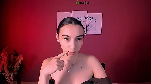 kira light   online show from 11.24.25