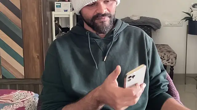 Snapshot of MakeMeAwareAah chatting on 01.07.26 MakeMeAwareAah online show from 01.07.26