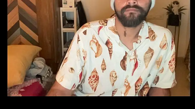 Snapshot of MakeMeAwareAah chatting on 01.08.26 MakeMeAwareAah online show from 01.08.26