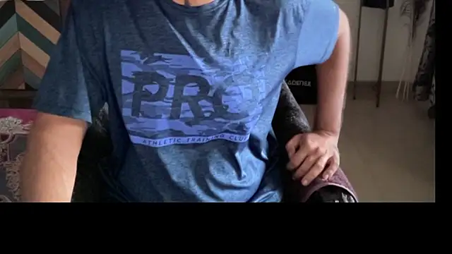 Snapshot of MakeMeAwareAah chatting on 01.11.26 MakeMeAwareAah online show from 01.11.26