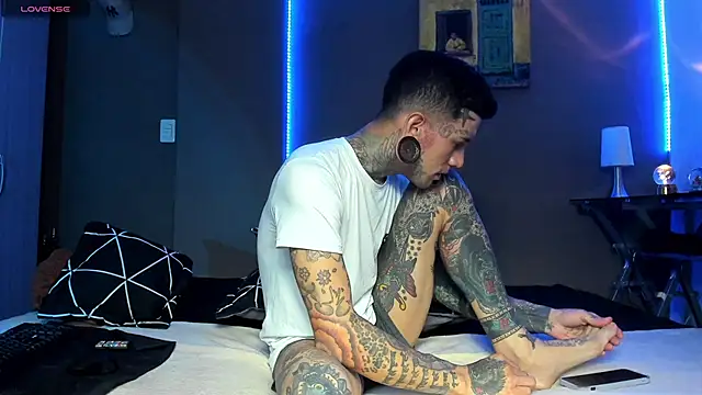 cleoo jhonny online show from 03.15.26