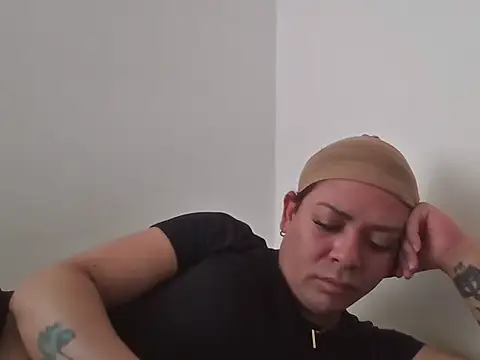 Eimy2025 online show from 10.22.25