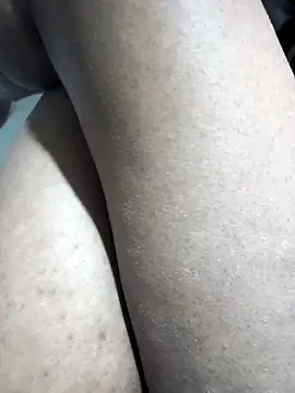 Snapshot of Sissy_Aishu chatting on 10.30.25 Sissy Aishu online show from 10.30.25