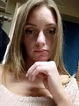 Tessietee online show from 10.20.25