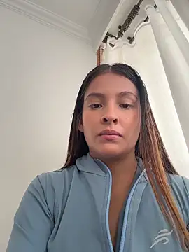 Snapshot of Talia_Bonet chatting on 06.17.26 Talia Bonet online show from 06.17.26