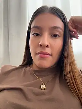 Snapshot of Talia_Bonet chatting on 07.18.26 Talia Bonet online show from 07.18.26