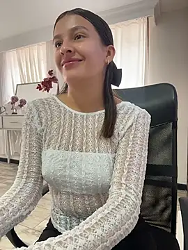 Snapshot of Talia_Bonet chatting on 07.23.26 Talia Bonet online show from 07.23.26