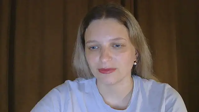 Snapshot of ElisSky301 chatting on 04.24.26 ElisSky301 online show from 04.24.26