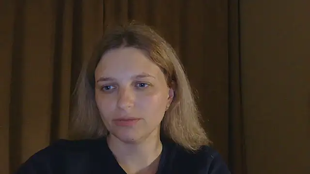 Snapshot of ElisSky301 chatting on 05.18.26 ElisSky301 online show from 05.18.26