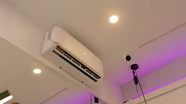 Emily Baby20 online show from 04.21.26