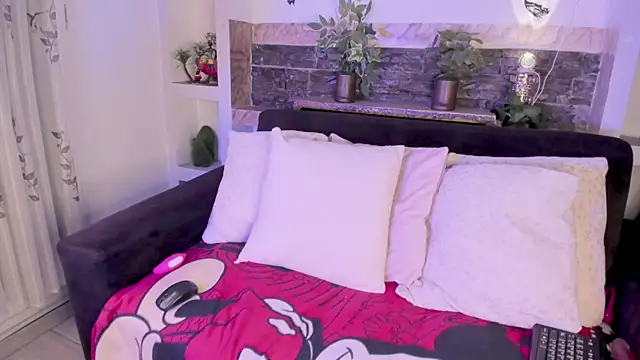 Cleopatriagad online show from 02.11.26