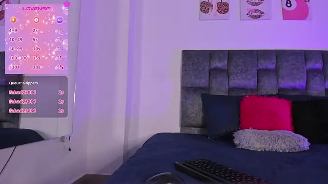 kittymonroe1 online show from 06.09.26
