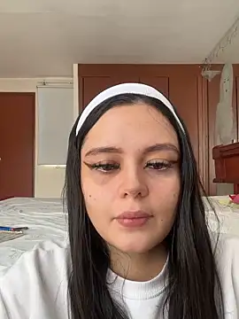 Selena Roa online show from 06.07.26