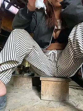 Snapshot of 2k7-sex chatting on 10.22.25 2k7-sex online show from 10.22.25