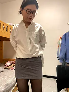 Snapshot of Nlen_baby chatting on 11.19.25 Nlen baby online show from 11.19.25