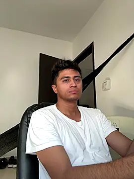 VERGALARGA120 online show from 12.14.25