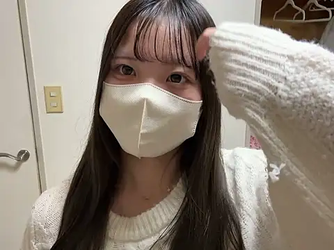 Snapshot of pomu_chan chatting on 11.21.25 pomu chan online show from 11.21.25