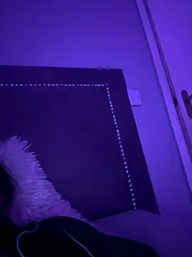 Gia Atkinson online show from 10.29.25