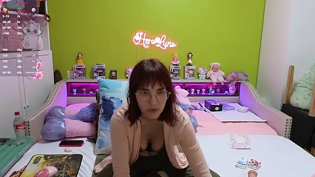  HeraLuna  online show from 02.24.26