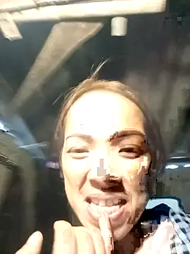 Karin-n online show from 10.23.25