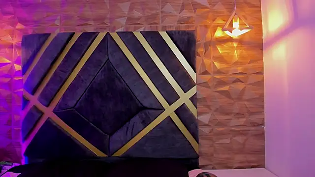 sydney miller  online show from 04.20.26