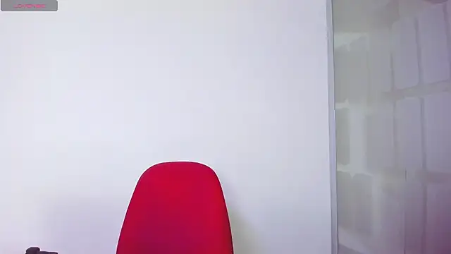 Snapshot of chloehanna chatting on 02.01.26 chloehanna online show from 02.01.26