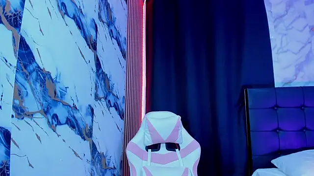 Scarlet DLuce online show from 02.27.26