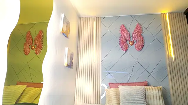 Sara swift9 online show from 11.19.25