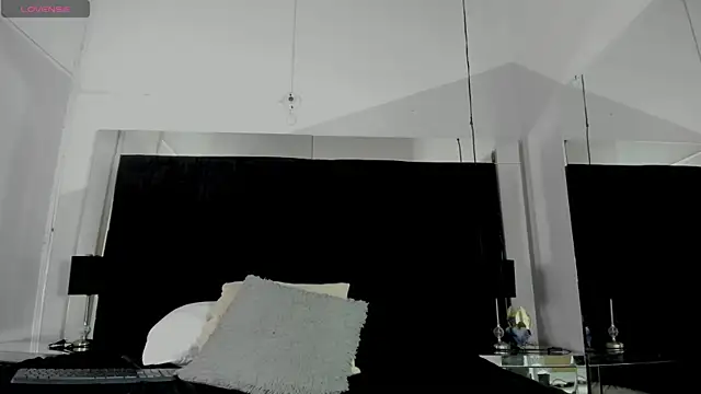 EmmadaSilva online show from 05.15.26