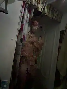 Snapshot of PiratingAqua chatting on 04.02.26 PiratingAqua online show from 04.02.26