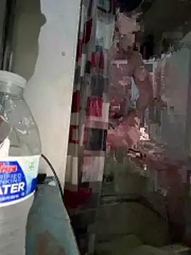 Snapshot of PiratingAqua chatting on 04.09.26 PiratingAqua online show from 04.09.26