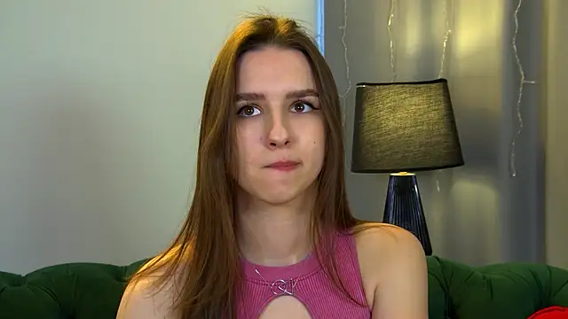 Snapshot of AliceAtkins chatting on 03.26.26 AliceAtkins online show from 03.26.26