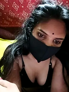 Snapshot of Shreya-750 chatting on 04.14.26 Shreya-750 online show from 04.14.26