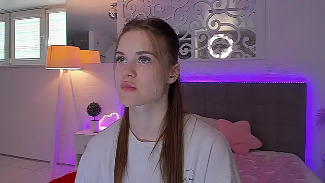 LuisaClover online show from 05.23.26