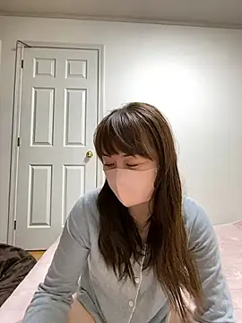 Snapshot of HONMONOHUUHU chatting on 01.18.26 HONMONOHUUHU online show from 01.18.26