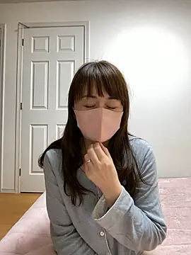 Snapshot of HONMONOHUUHU chatting on 01.19.26 HONMONOHUUHU online show from 01.19.26