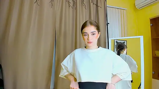 CelinaJacka online show from 10.25.25