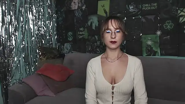 AlishaKellyi online show from 11.09.25