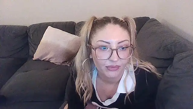 assstrogirl online show from 11.09.25