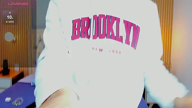 Maxii18  online show from 01.07.26