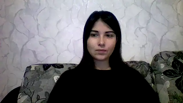 Snapshot of Amy-Diaz chatting on 10.28.25 Amy-Diaz online show from 10.28.25