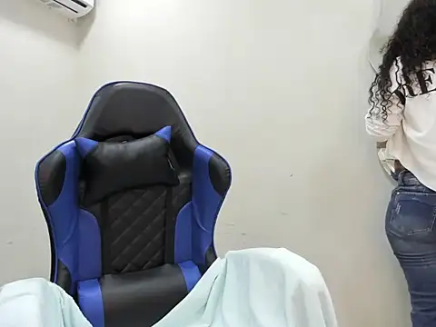 agata18  online show from 02.05.26